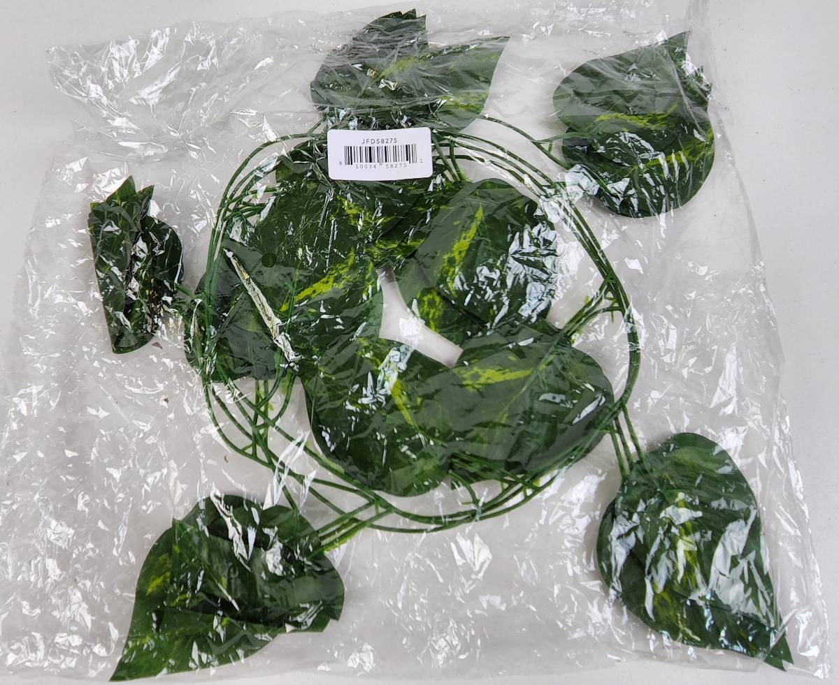 Josh's Frogs Artificial Evergreen Vine